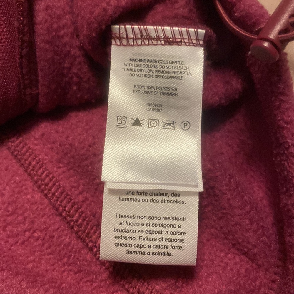 Columbia fleece zip up. Wine color. - Picture 9 of 10
